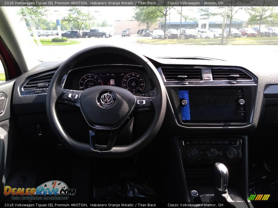 2018 Volkswagen Tiguan SEL Premium 4MOTION Habanero Orange Metallic / Titan Black Photo #4