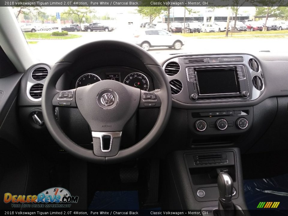 Dashboard of 2018 Volkswagen Tiguan Limited 2.0T 4Motion Photo #4