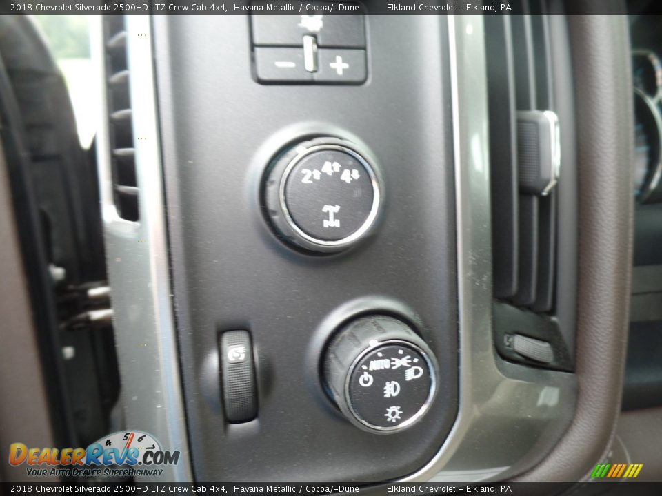 2018 Chevrolet Silverado 2500HD LTZ Crew Cab 4x4 Havana Metallic / Cocoa/­Dune Photo #28