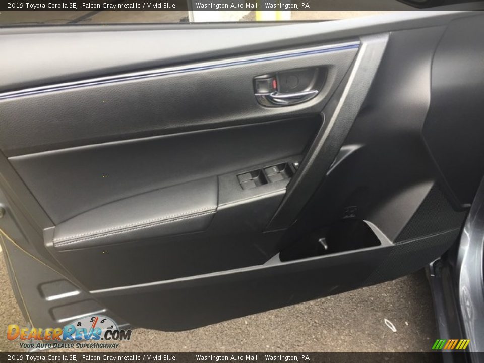 2019 Toyota Corolla SE Falcon Gray metallic / Vivid Blue Photo #8