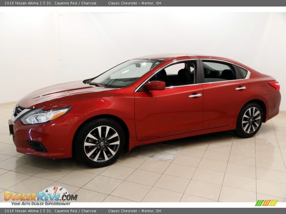 2016 Nissan Altima 2.5 SV Cayenne Red / Charcoal Photo #3