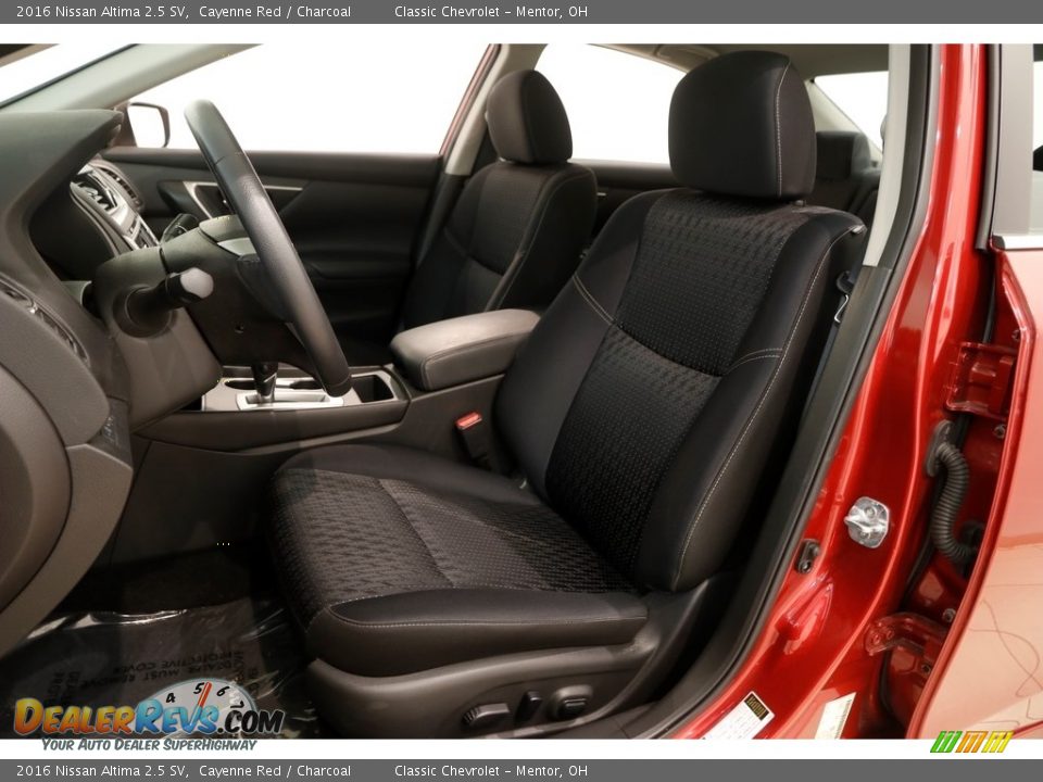 2016 Nissan Altima 2.5 SV Cayenne Red / Charcoal Photo #5