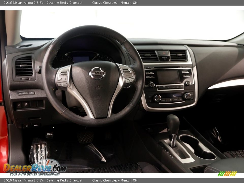 2016 Nissan Altima 2.5 SV Cayenne Red / Charcoal Photo #6