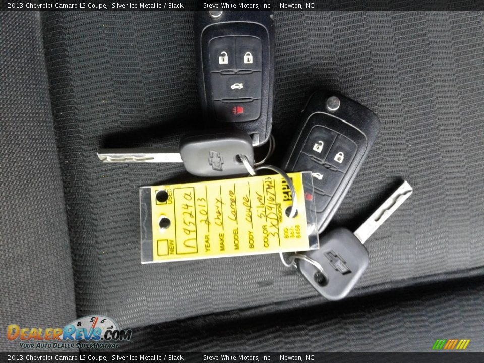 2013 Chevrolet Camaro LS Coupe Silver Ice Metallic / Black Photo #21