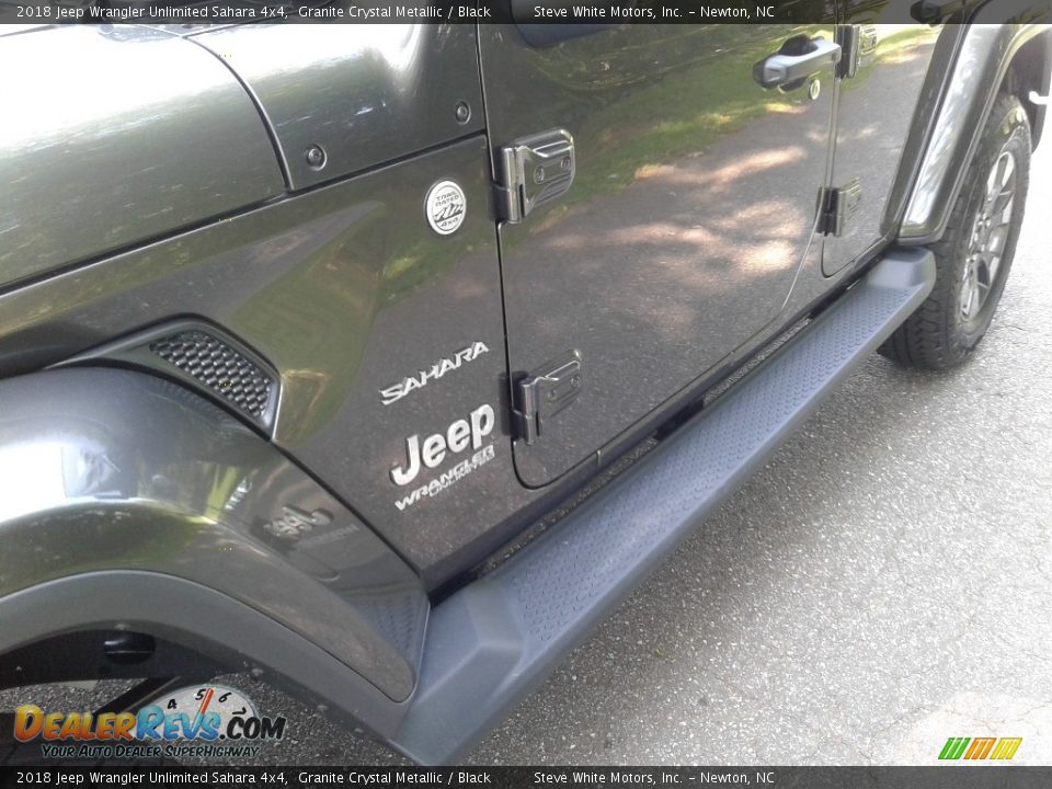 2018 Jeep Wrangler Unlimited Sahara 4x4 Granite Crystal Metallic / Black Photo #29
