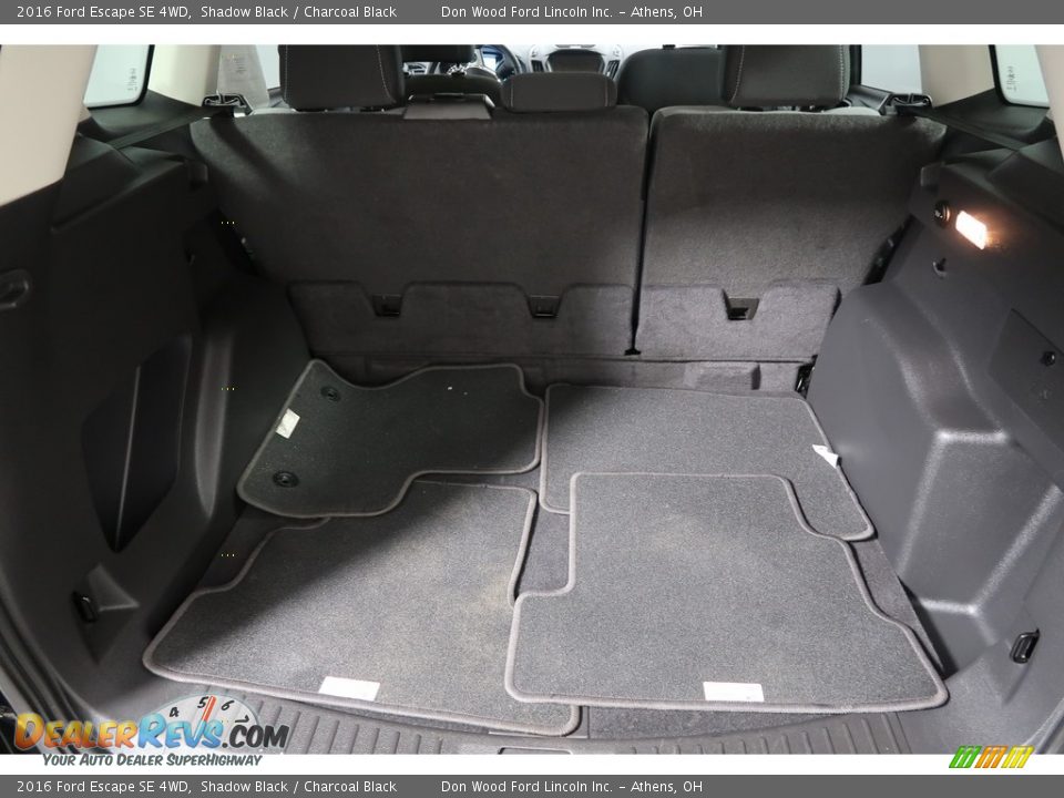2016 Ford Escape SE 4WD Shadow Black / Charcoal Black Photo #30