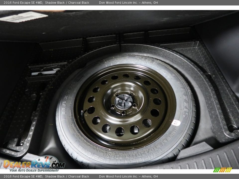 2016 Ford Escape SE 4WD Shadow Black / Charcoal Black Photo #31