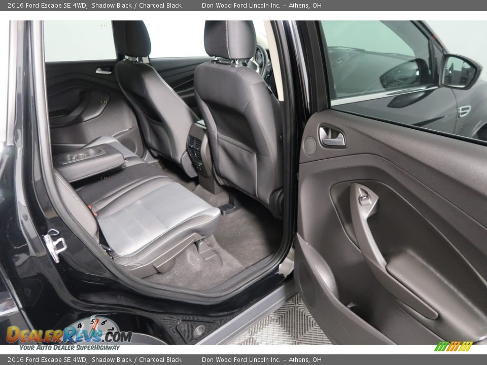2016 Ford Escape SE 4WD Shadow Black / Charcoal Black Photo #35