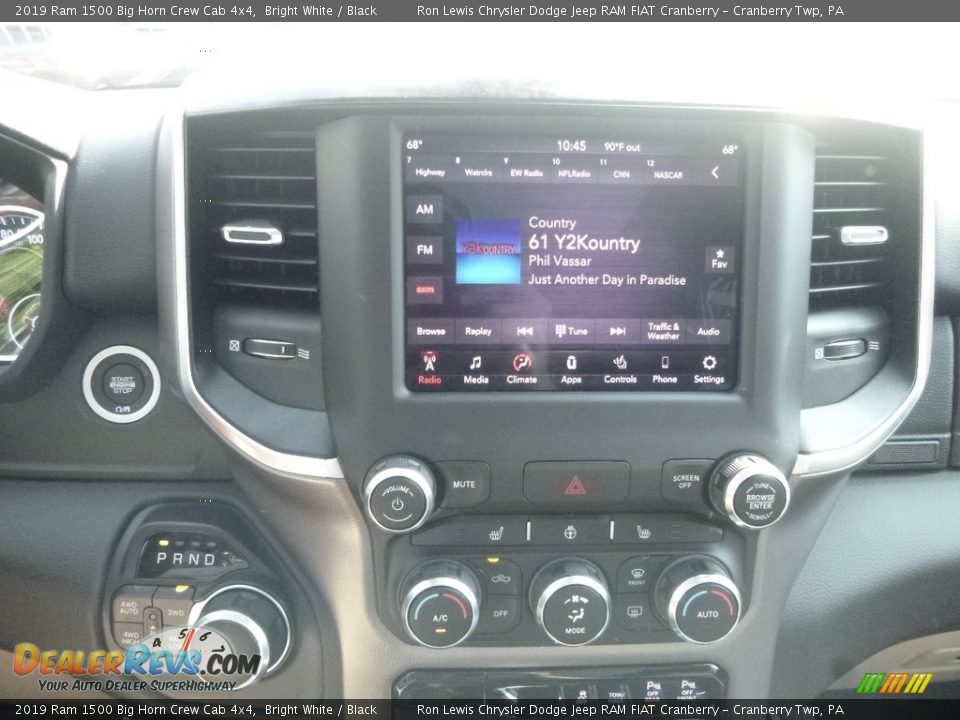 2019 Ram 1500 Big Horn Crew Cab 4x4 Bright White / Black Photo #15