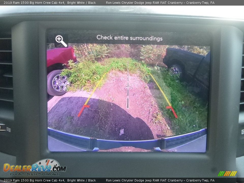 2019 Ram 1500 Big Horn Crew Cab 4x4 Bright White / Black Photo #16