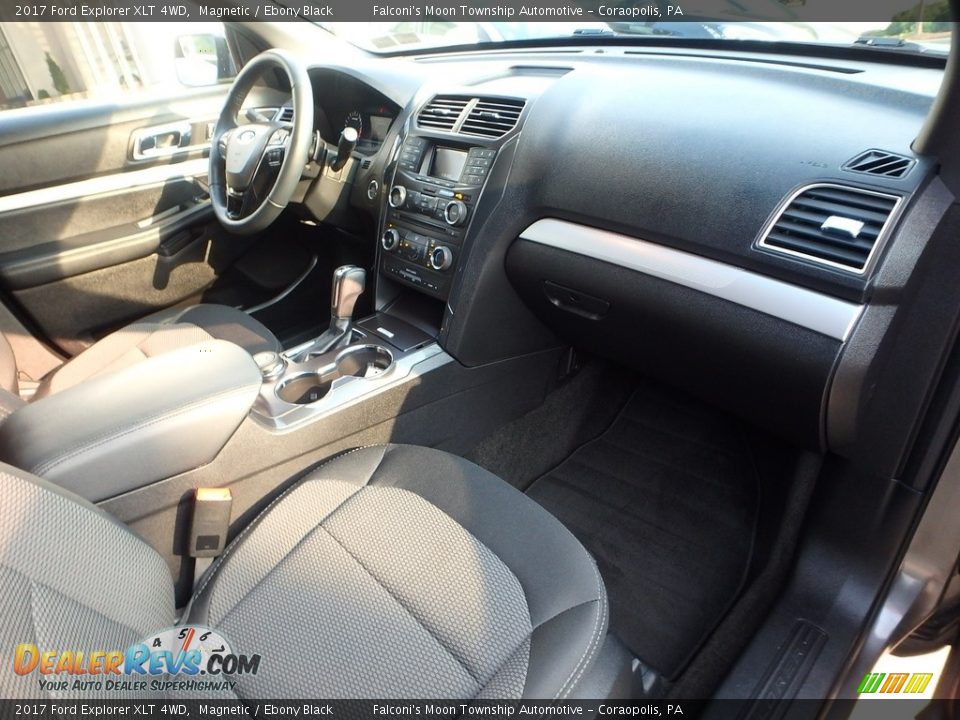 2017 Ford Explorer XLT 4WD Magnetic / Ebony Black Photo #12