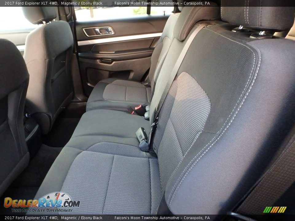 2017 Ford Explorer XLT 4WD Magnetic / Ebony Black Photo #16
