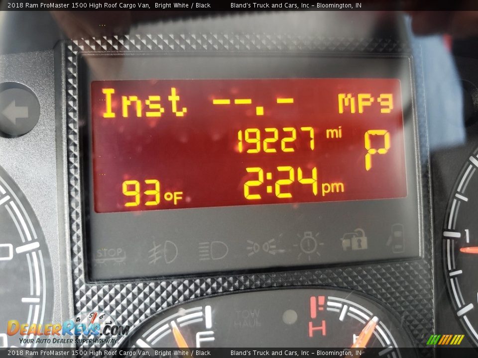 2018 Ram ProMaster 1500 High Roof Cargo Van Bright White / Black Photo #12