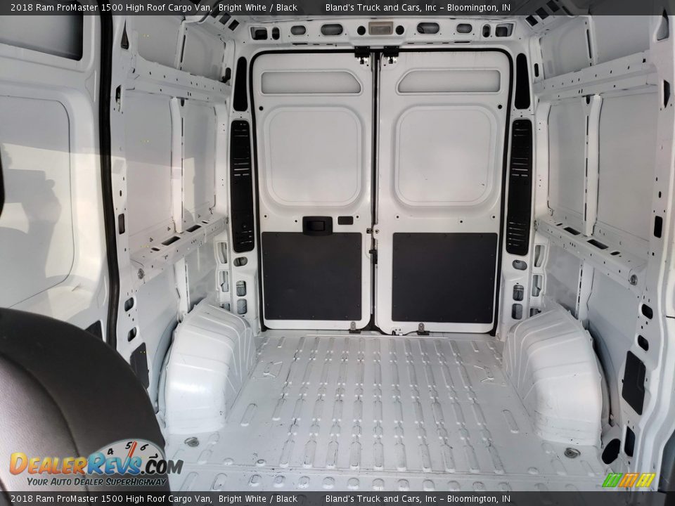 2018 Ram ProMaster 1500 High Roof Cargo Van Bright White / Black Photo #27