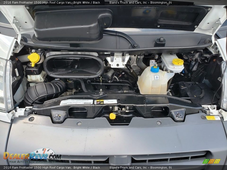 2018 Ram ProMaster 1500 High Roof Cargo Van Bright White / Black Photo #32