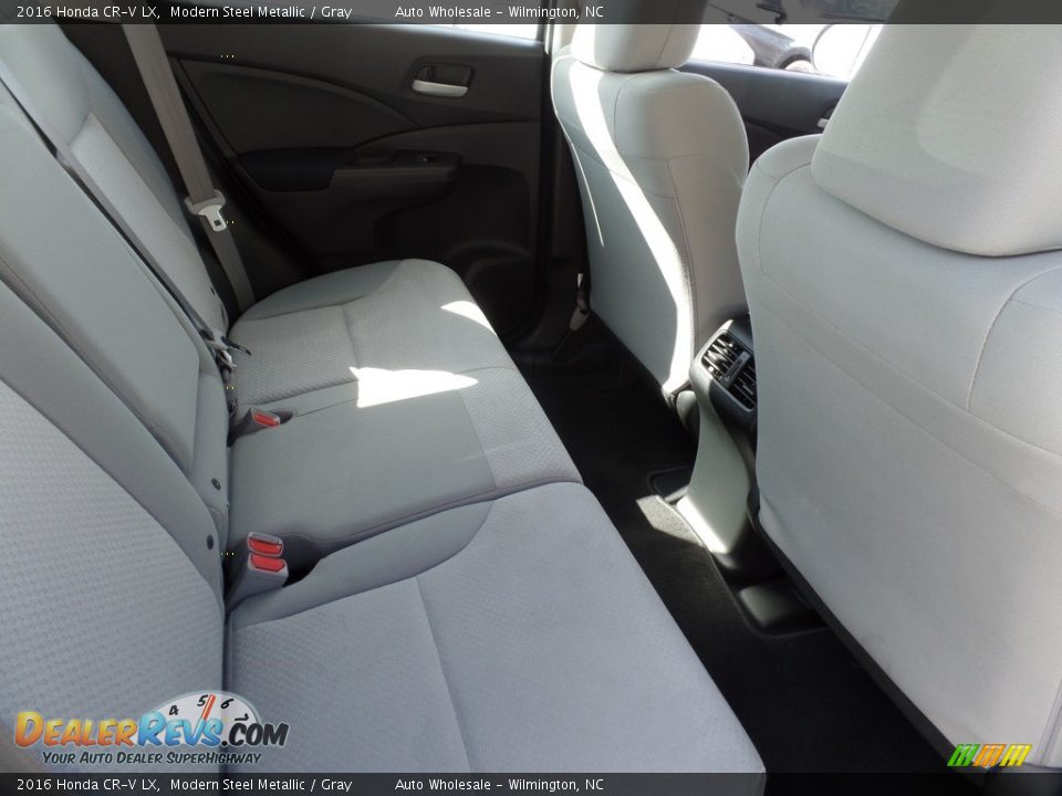 2016 Honda CR-V LX Modern Steel Metallic / Gray Photo #14