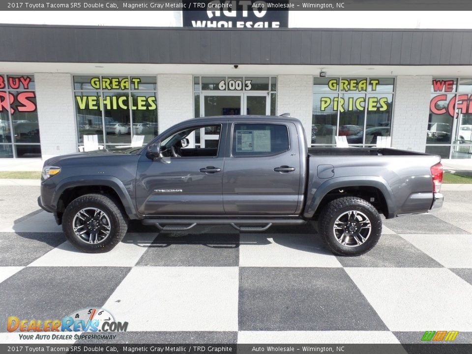2017 Toyota Tacoma SR5 Double Cab Magnetic Gray Metallic / TRD Graphite Photo #1