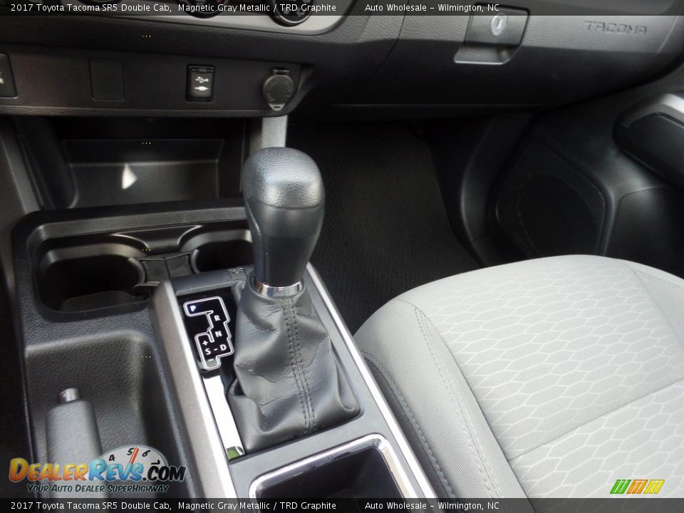 2017 Toyota Tacoma SR5 Double Cab Magnetic Gray Metallic / TRD Graphite Photo #19