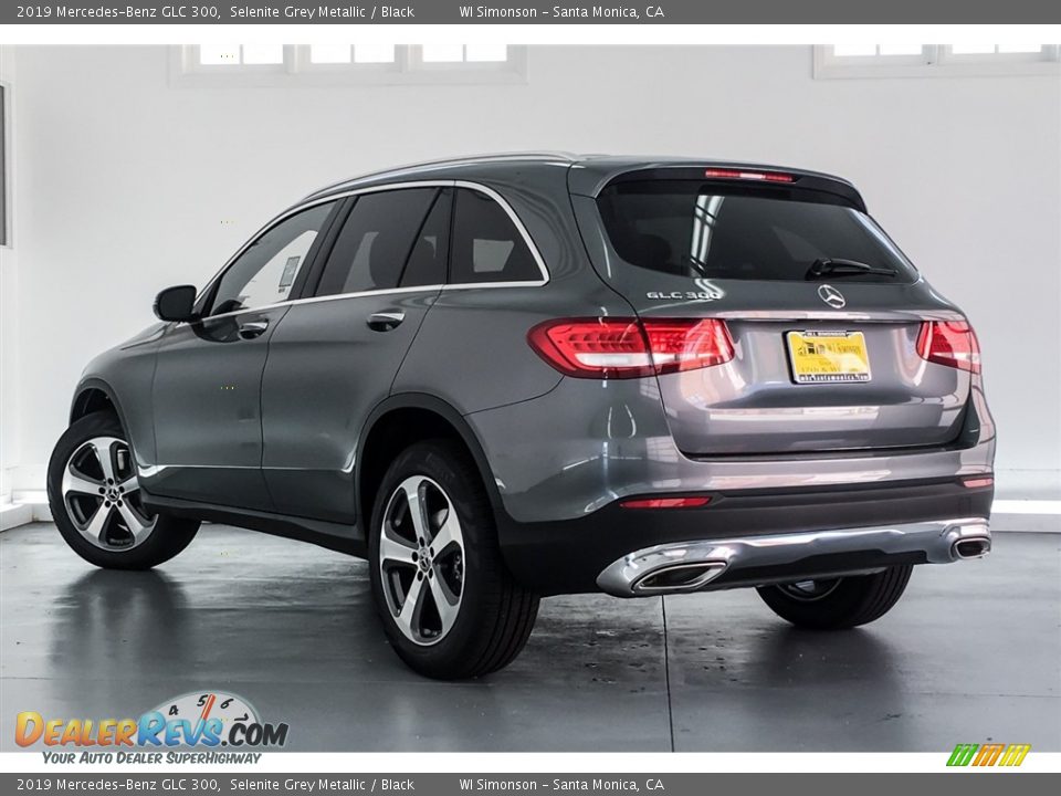 2019 Mercedes-Benz GLC 300 Selenite Grey Metallic / Black Photo #2