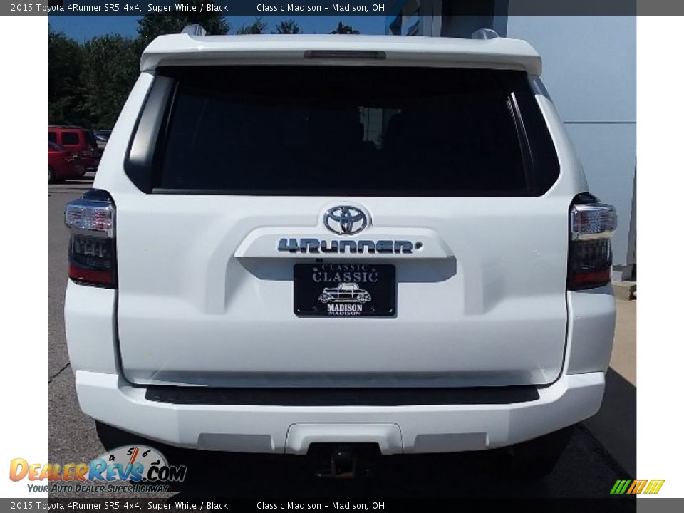 2015 Toyota 4Runner SR5 4x4 Super White / Black Photo #2