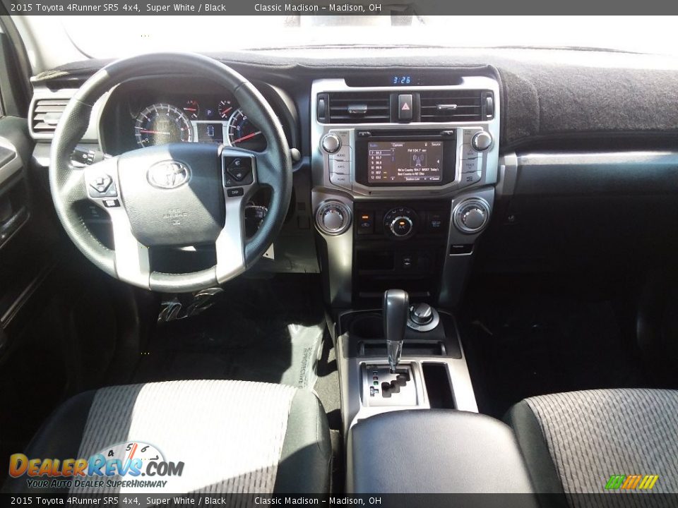 2015 Toyota 4Runner SR5 4x4 Super White / Black Photo #7