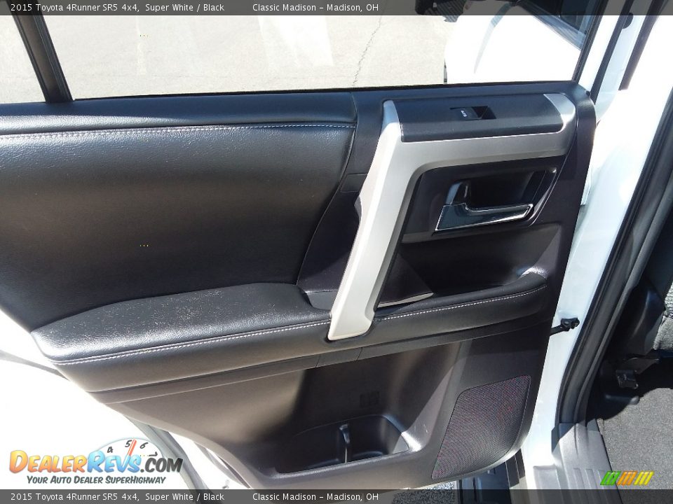 2015 Toyota 4Runner SR5 4x4 Super White / Black Photo #15