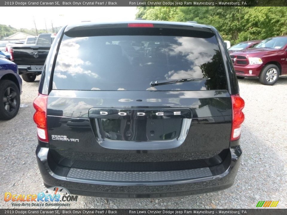 2019 Dodge Grand Caravan SE Black Onyx Crystal Pearl / Black Photo #3