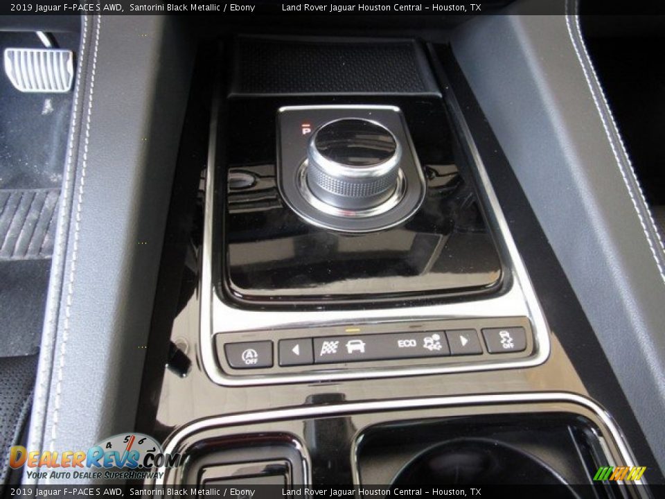 2019 Jaguar F-PACE S AWD Shifter Photo #34