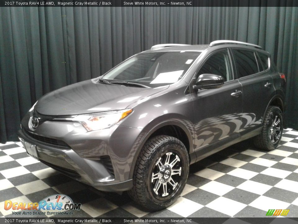 2017 Toyota RAV4 LE AWD Magnetic Gray Metallic / Black Photo #2