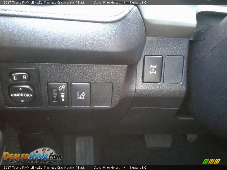 2017 Toyota RAV4 LE AWD Magnetic Gray Metallic / Black Photo #19