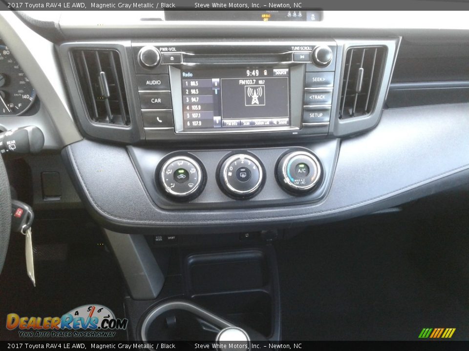 2017 Toyota RAV4 LE AWD Magnetic Gray Metallic / Black Photo #22