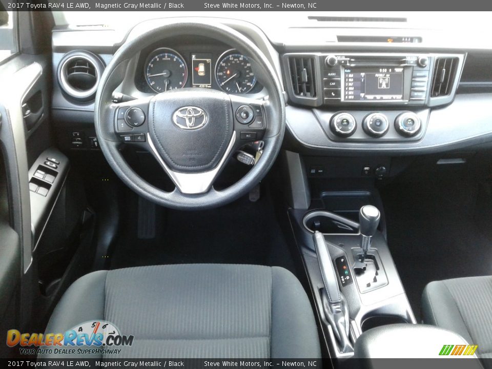 2017 Toyota RAV4 LE AWD Magnetic Gray Metallic / Black Photo #25