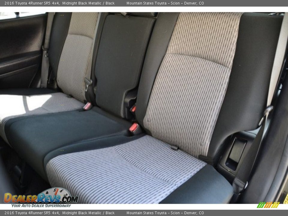 2016 Toyota 4Runner SR5 4x4 Midnight Black Metallic / Black Photo #21