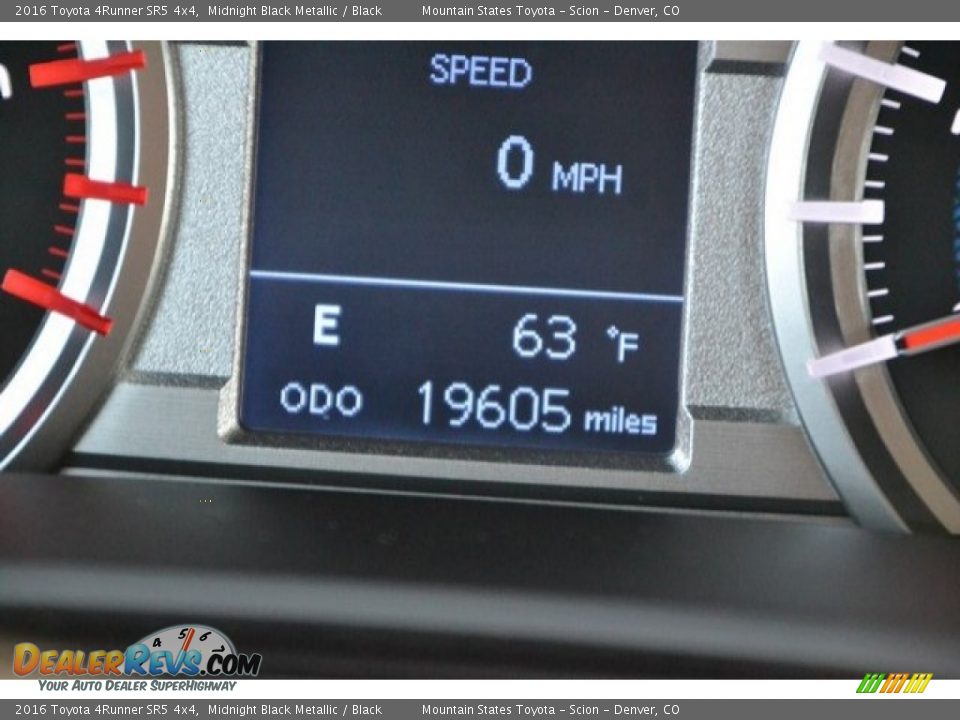 2016 Toyota 4Runner SR5 4x4 Midnight Black Metallic / Black Photo #29