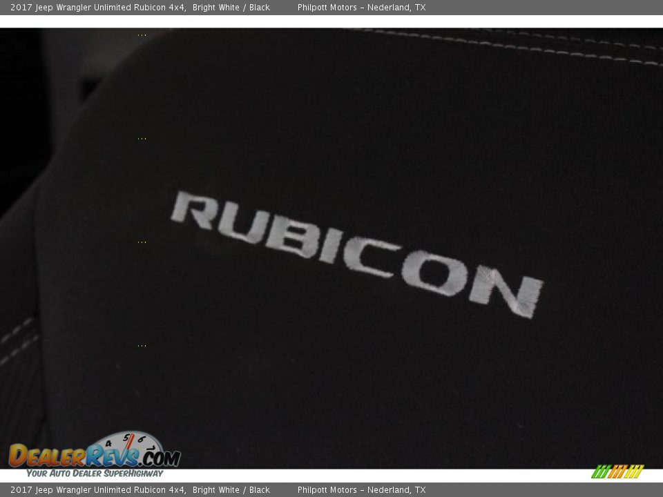 2017 Jeep Wrangler Unlimited Rubicon 4x4 Bright White / Black Photo #19