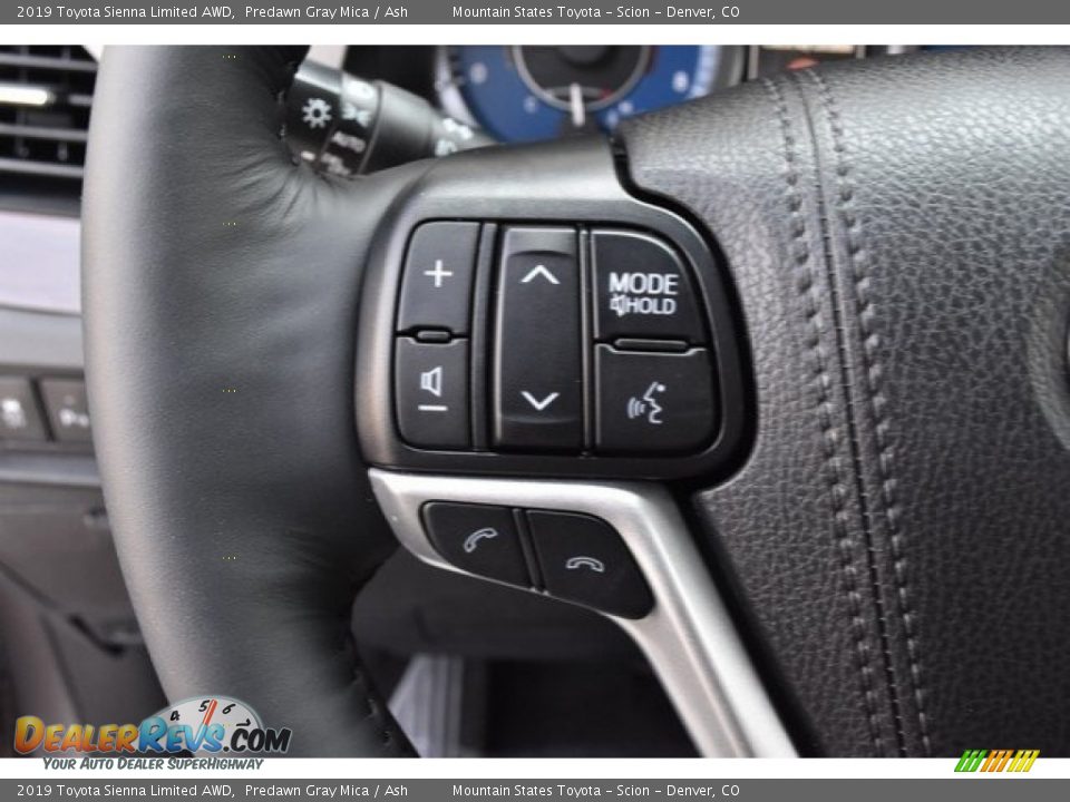 2019 Toyota Sienna Limited AWD Predawn Gray Mica / Ash Photo #31