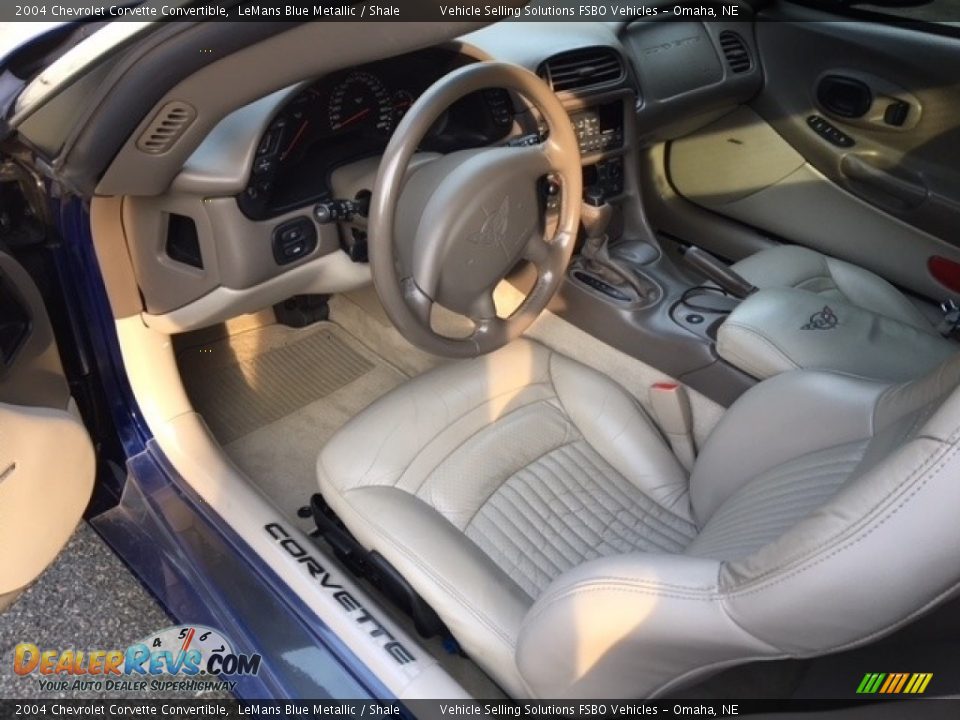 2004 Chevrolet Corvette Convertible LeMans Blue Metallic / Shale Photo #3