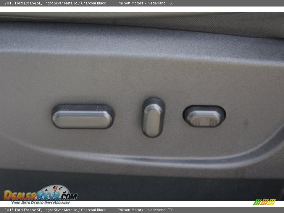 2015 Ford Escape SE Ingot Silver Metallic / Charcoal Black Photo #16