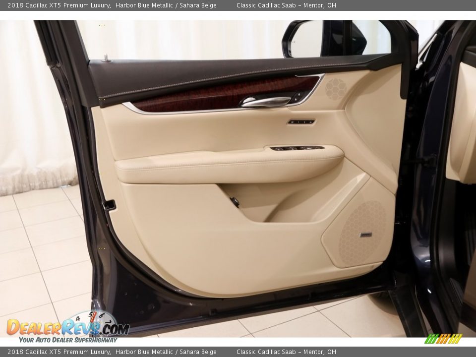 2018 Cadillac XT5 Premium Luxury Harbor Blue Metallic / Sahara Beige Photo #4
