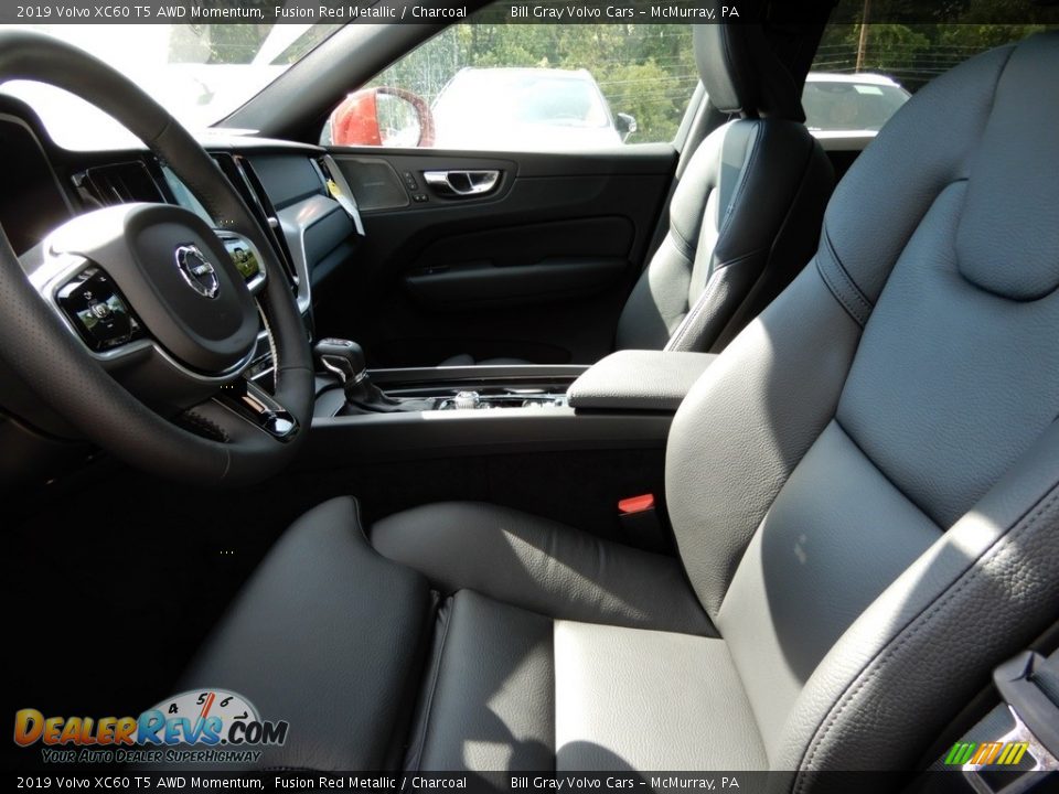 Front Seat of 2019 Volvo XC60 T5 AWD Momentum Photo #7