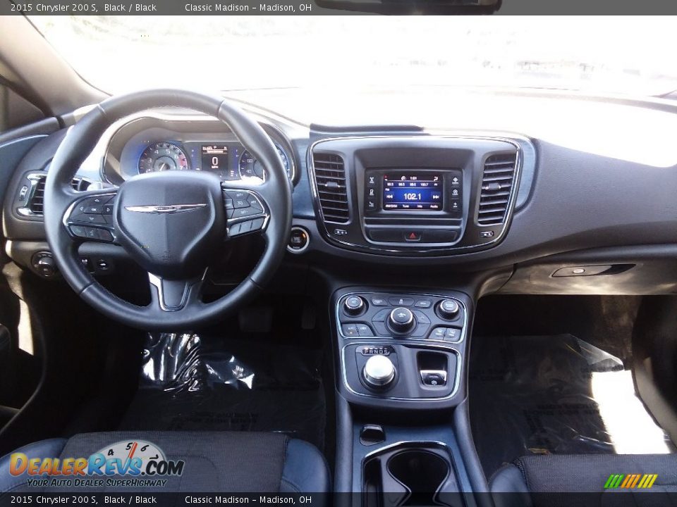 2015 Chrysler 200 S Black / Black Photo #6
