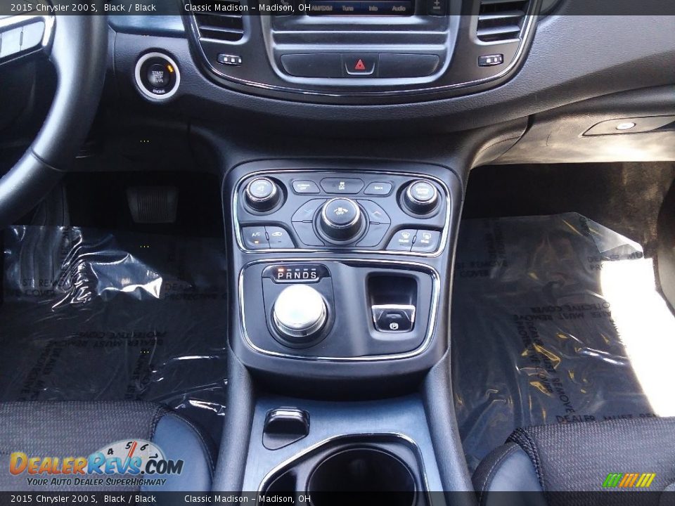 2015 Chrysler 200 S Black / Black Photo #8