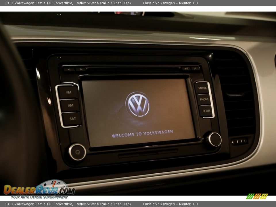 2013 Volkswagen Beetle TDI Convertible Reflex Silver Metallic / Titan Black Photo #14