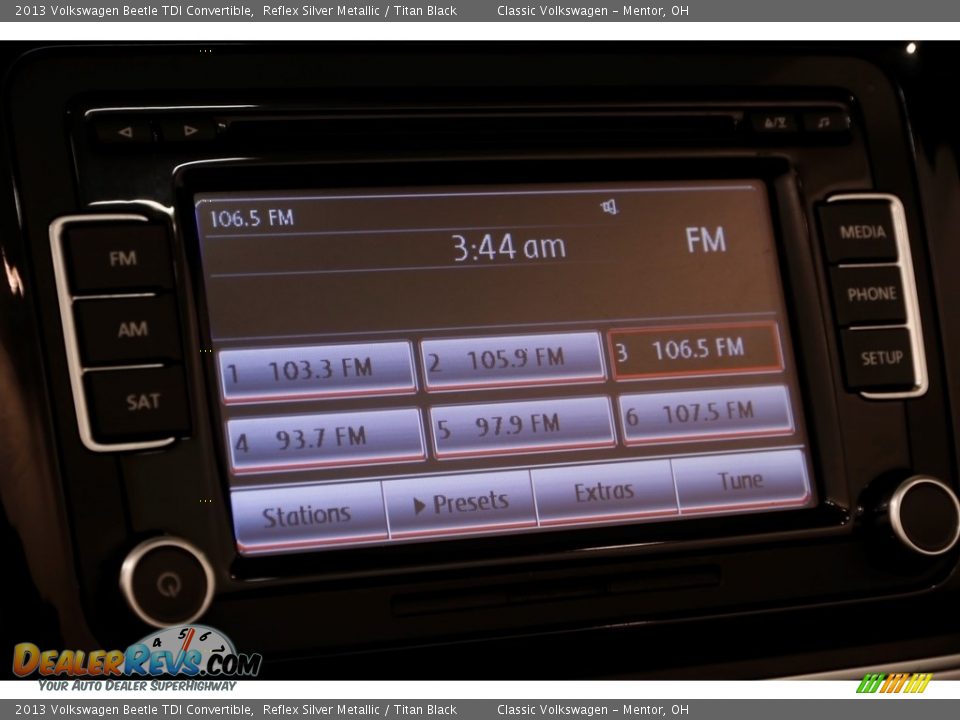 2013 Volkswagen Beetle TDI Convertible Reflex Silver Metallic / Titan Black Photo #15