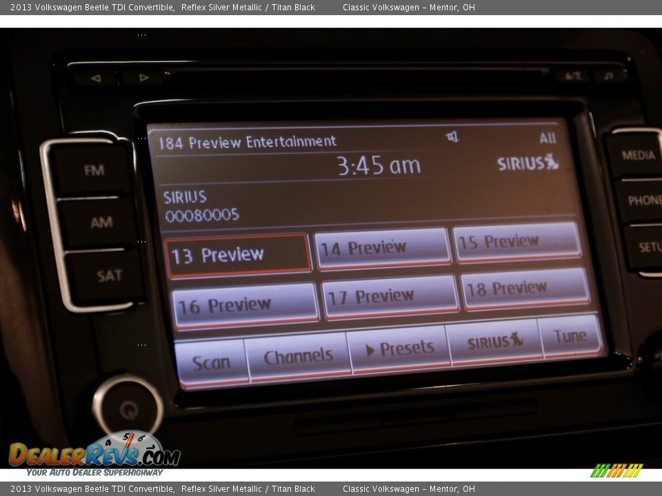 2013 Volkswagen Beetle TDI Convertible Reflex Silver Metallic / Titan Black Photo #16