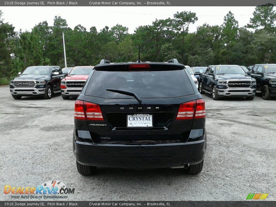2018 Dodge Journey SE Pitch Black / Black Photo #4