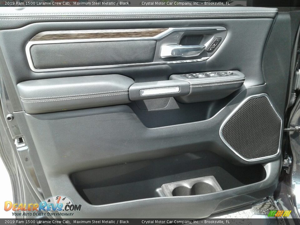 Door Panel of 2019 Ram 1500 Laramie Crew Cab Photo #16