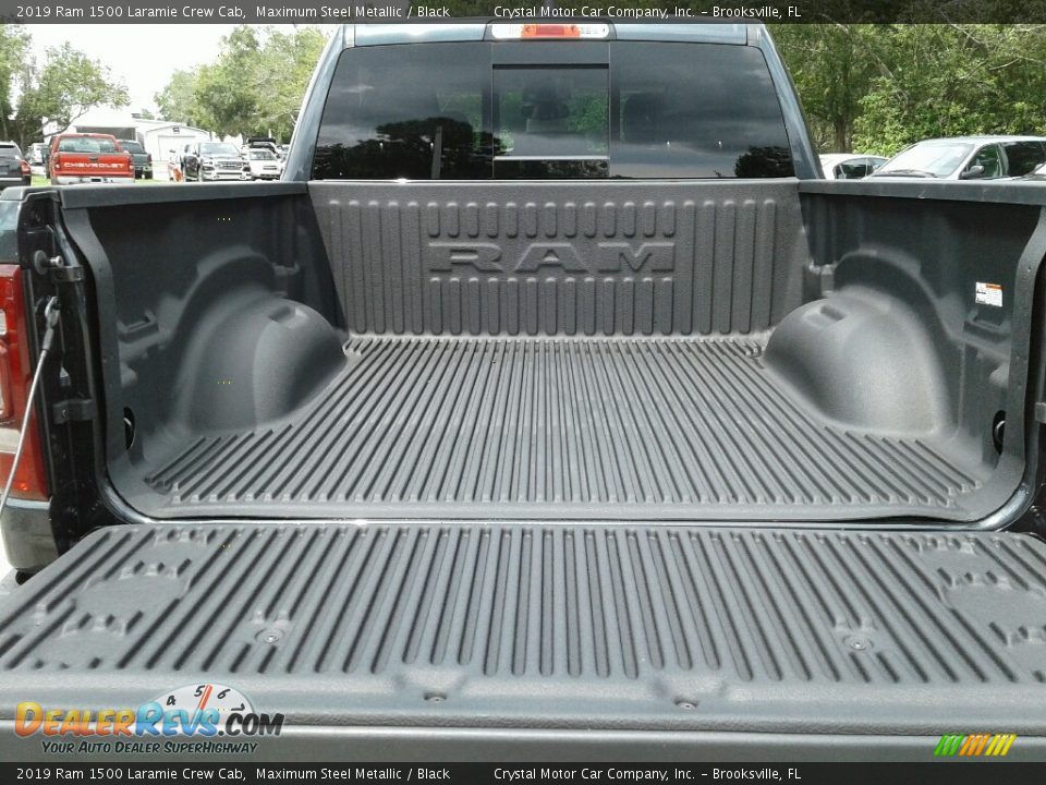2019 Ram 1500 Laramie Crew Cab Maximum Steel Metallic / Black Photo #18
