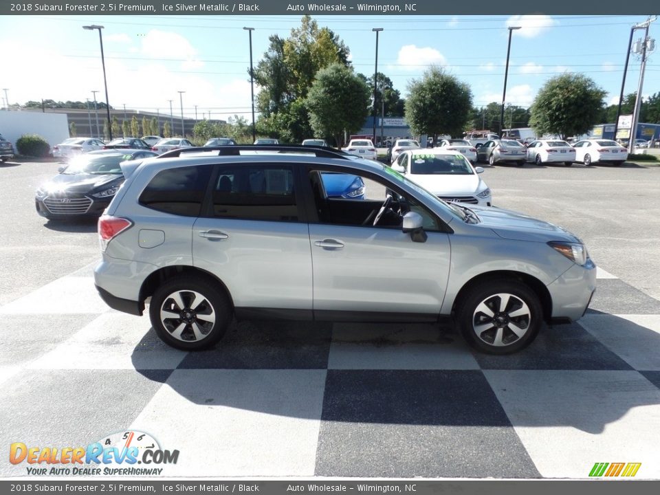 2018 Subaru Forester 2.5i Premium Ice Silver Metallic / Black Photo #3
