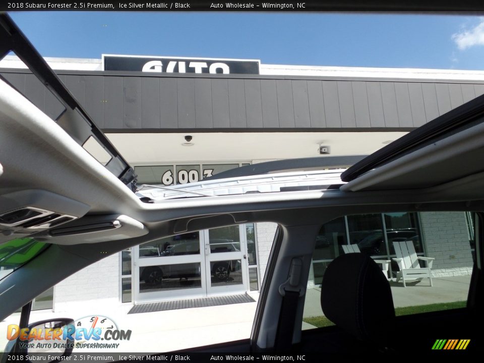 2018 Subaru Forester 2.5i Premium Ice Silver Metallic / Black Photo #11